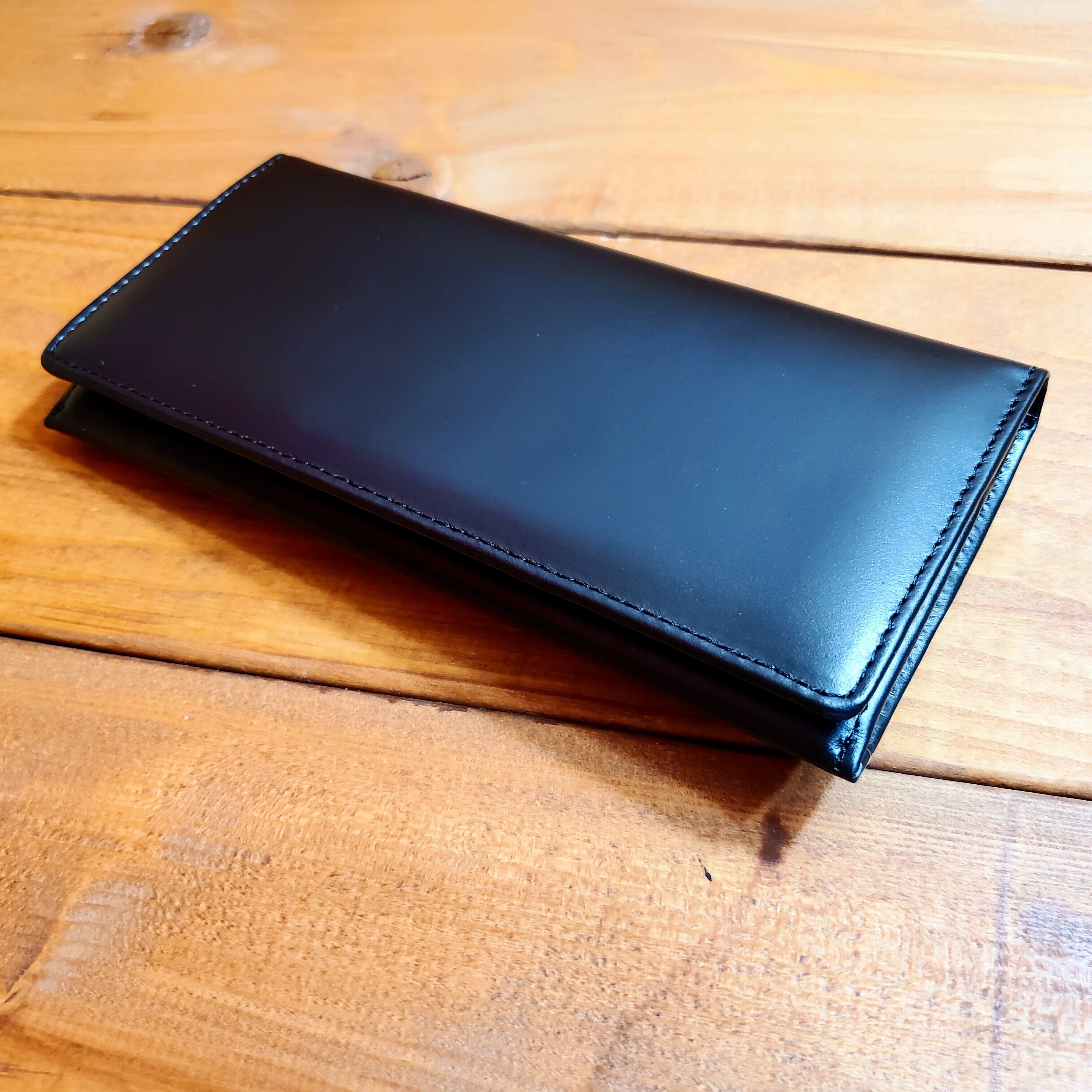オイルレザーロングウォレット　銀面牛革長財布（bs-1904ブラック）
