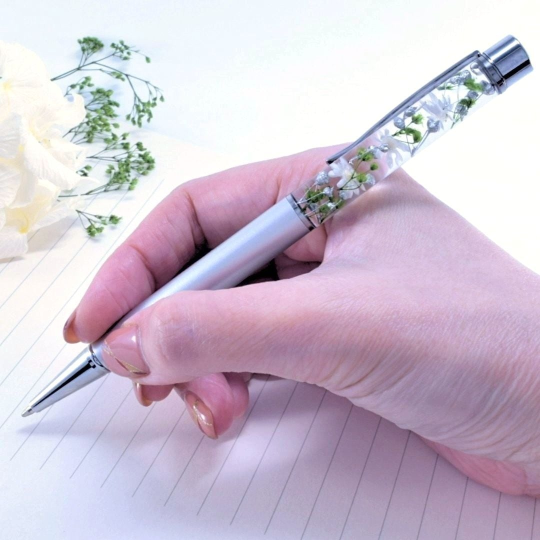 ホワイトグリーン×マットシルバー・ハーバリウムボールペン※受注制作