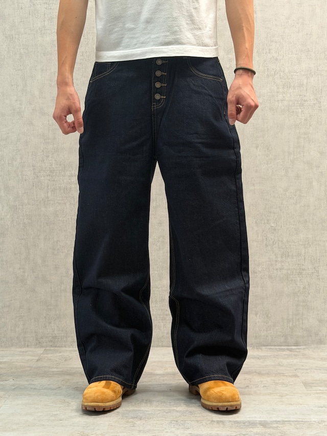 Classic Button Out Semi-Wide Denim
