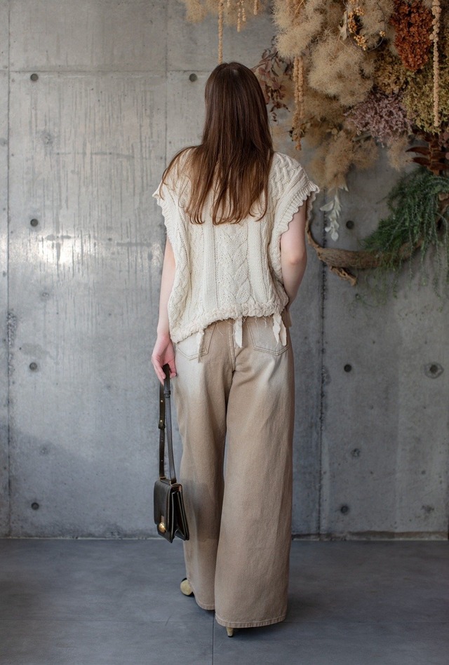 (select)ニットベスト