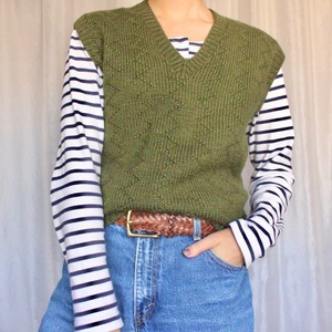 グリーンニットベスト【687】