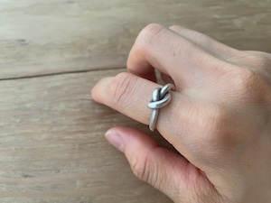 Karen silver ring / b