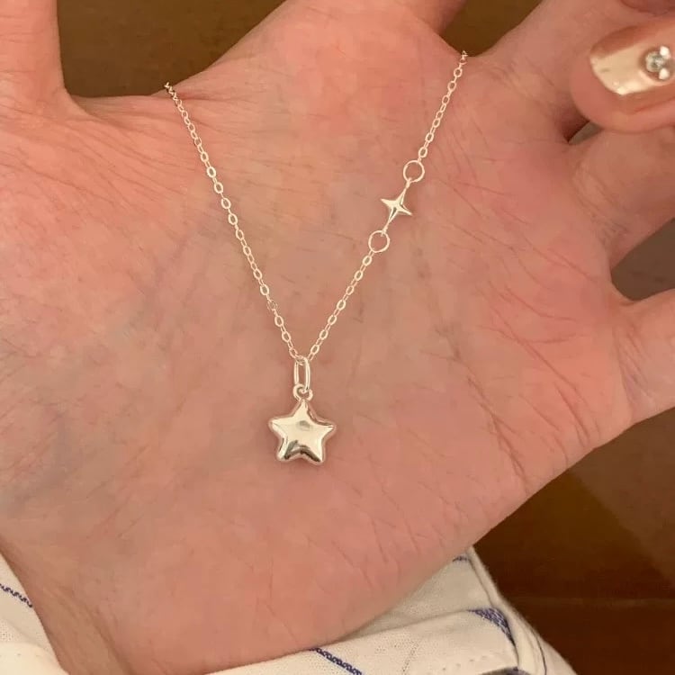 Tiny Star Necklace