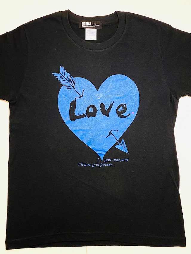 「Love」ティシャツ　黒・青ハート