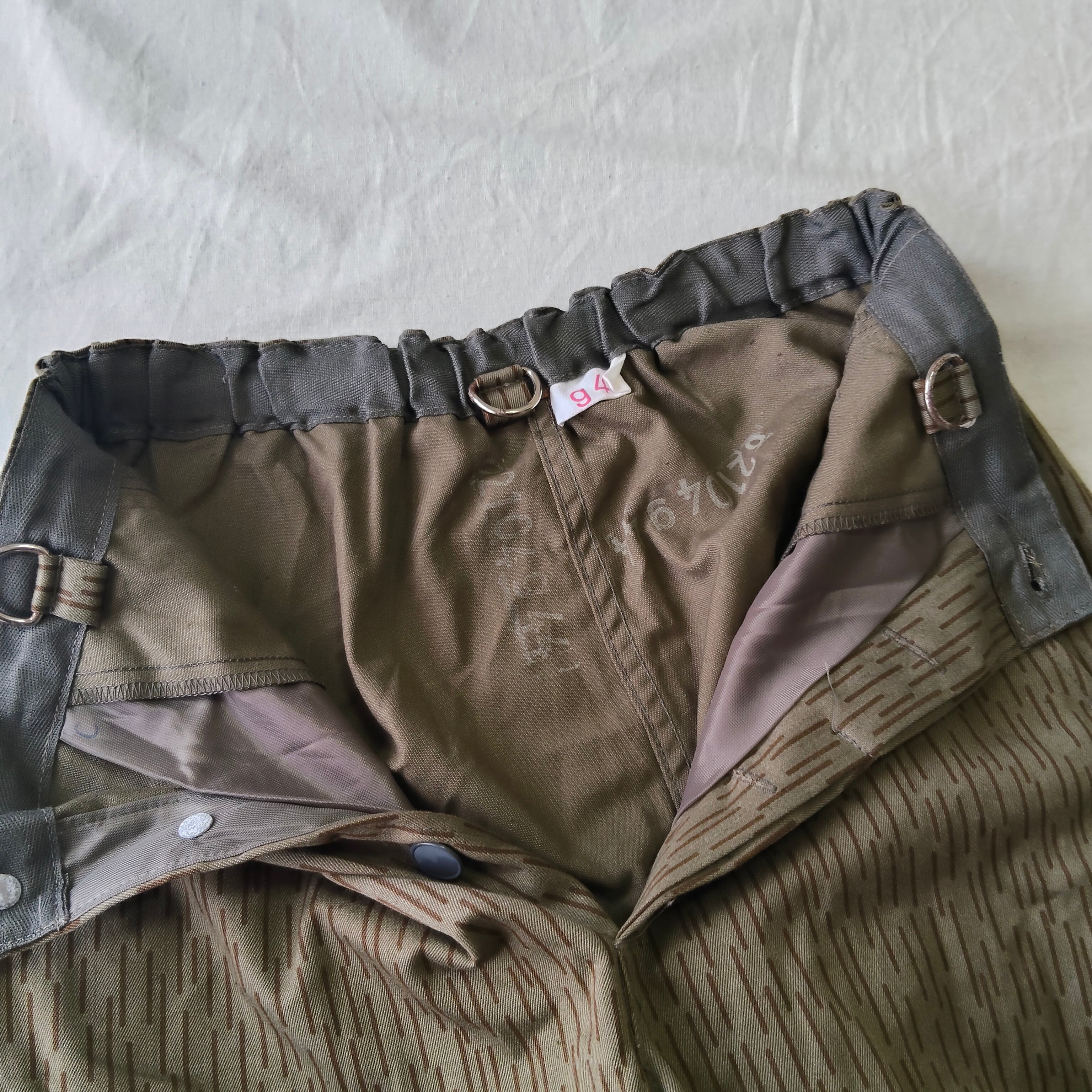 古着 東ドイツ軍 カーゴパンツ フィールドパンツ レインドロップカモ