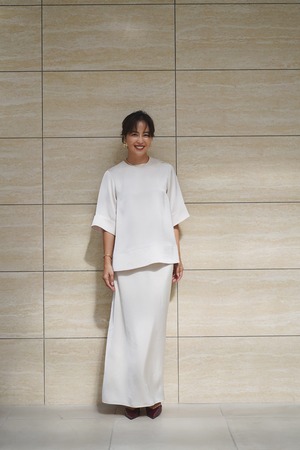 EVERYDAY Pencil SKIRT satin パールホワイト