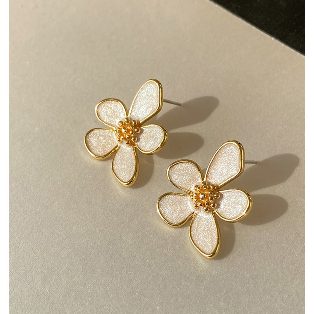 flower fairy gentle pierce