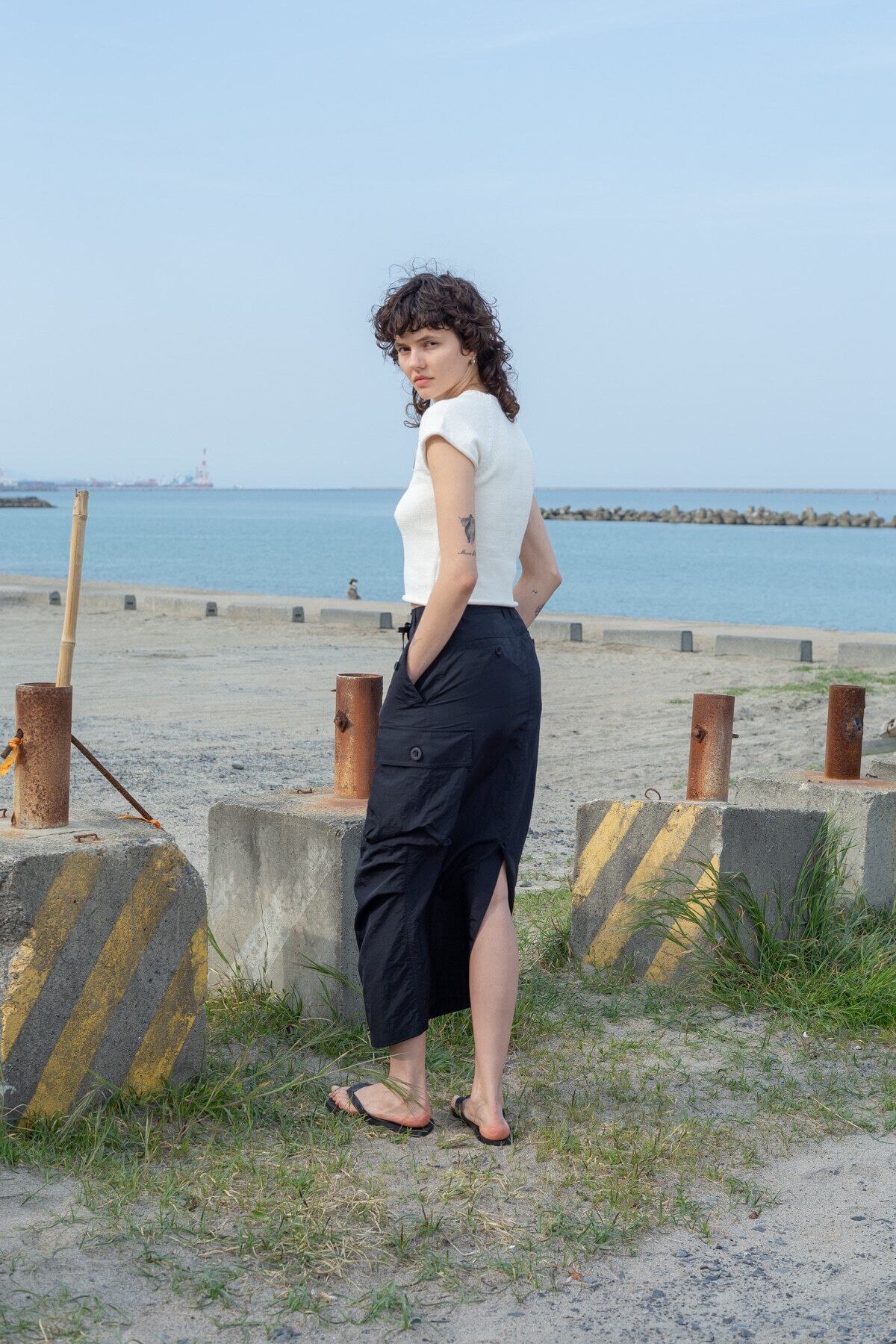 Matin Kim] STRING NYLON CARGO SKIRT IN BLACK 正規品 韓国