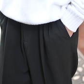 black 2tuck slacks