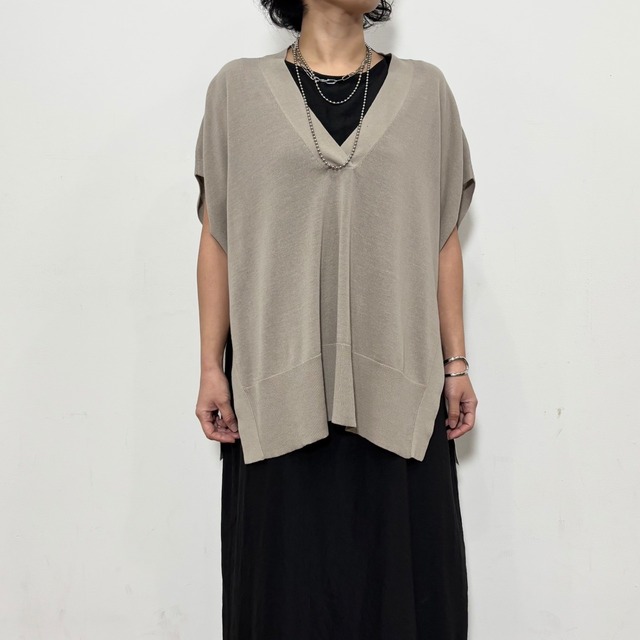 Vネックベスト　623102　siro de labonte　シロデラボンテ　 2026年5月初～中旬入荷予定　1月展示会