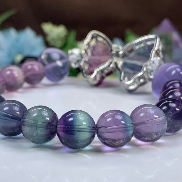 ~Butterfly~☆フローライト デザインブレスレット