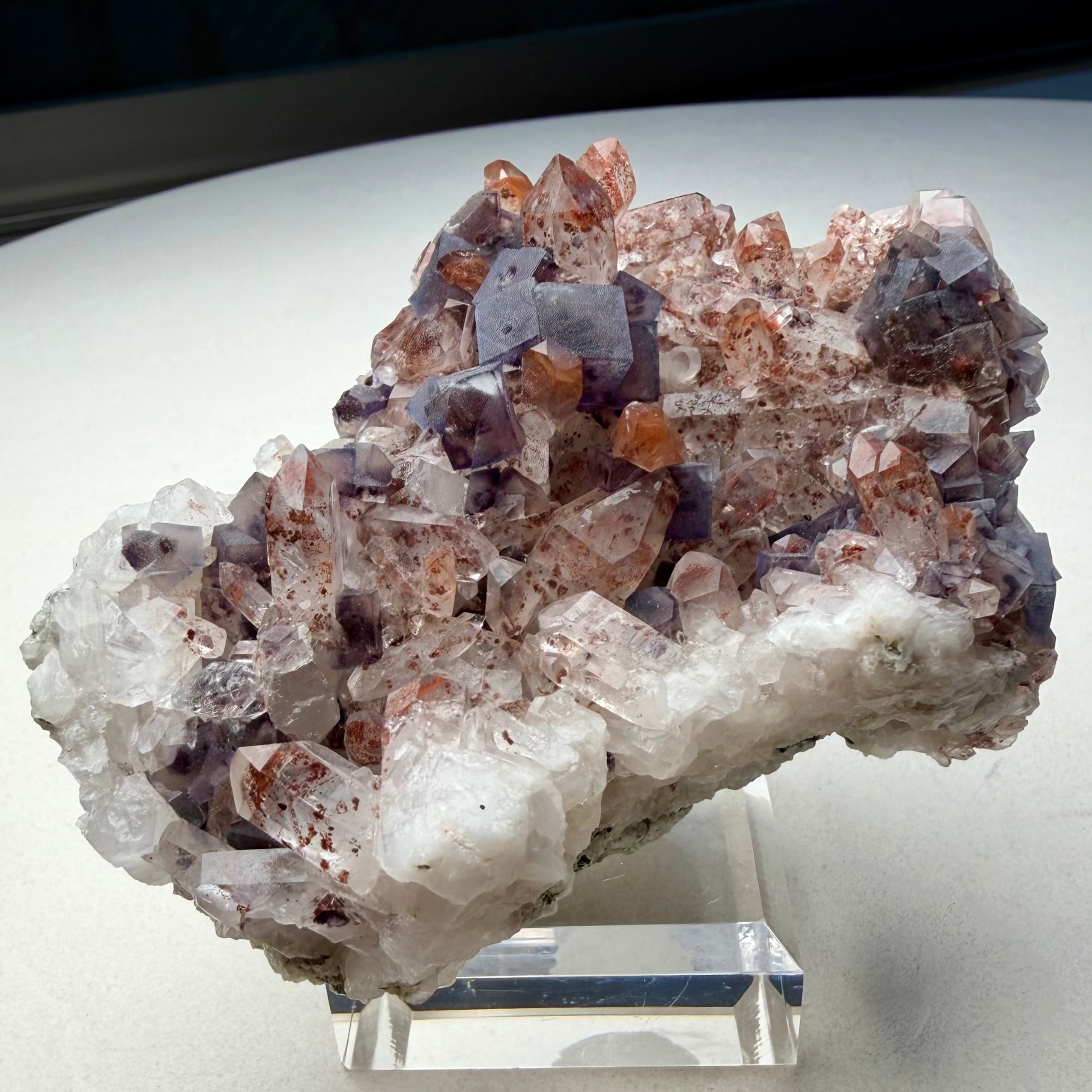 フローライトとヘマタイトの鉱物コレクション フローライト / クォーツ / ヘマタイト【Hematite in Quartz