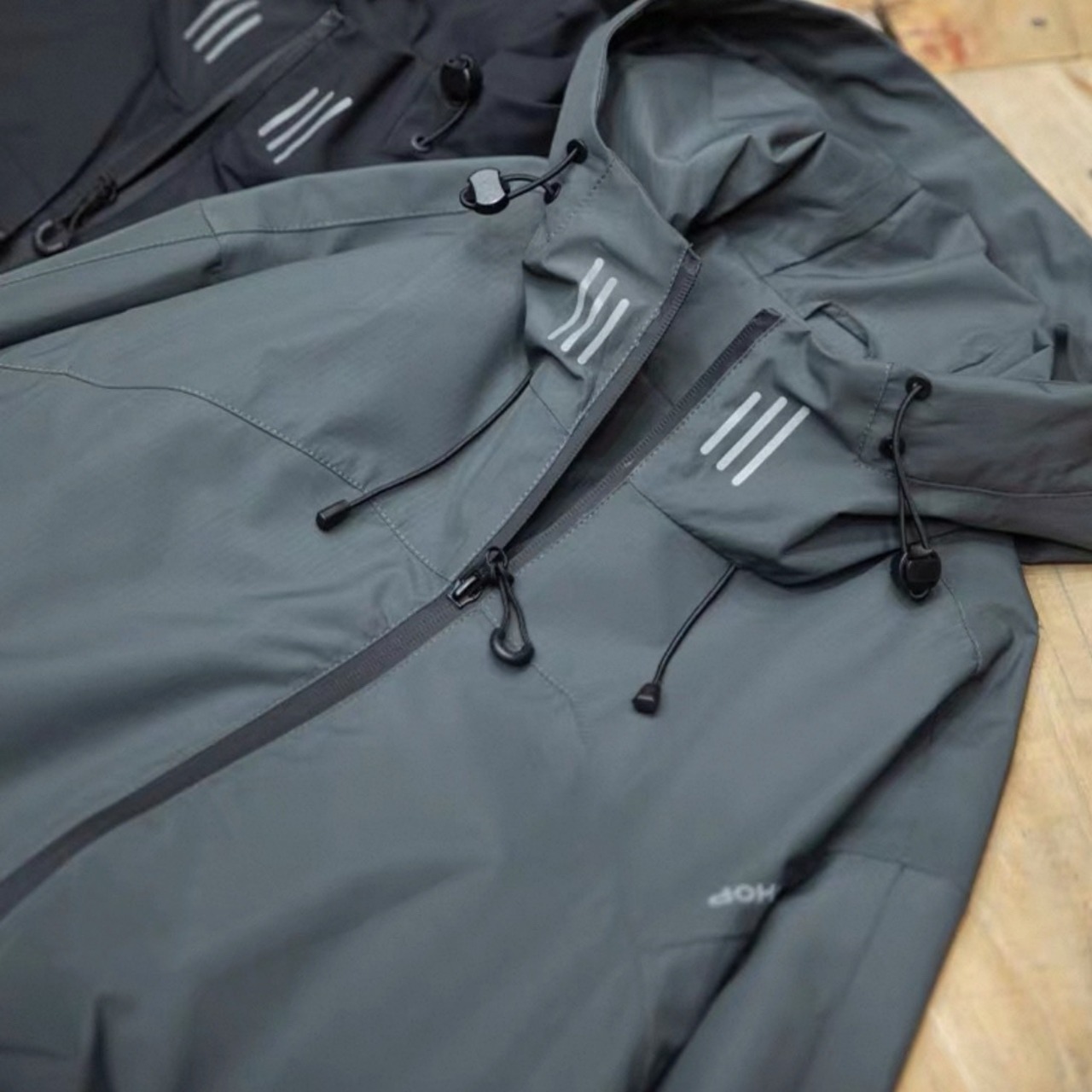 Hooded zip mountain jacket 1529 - 10