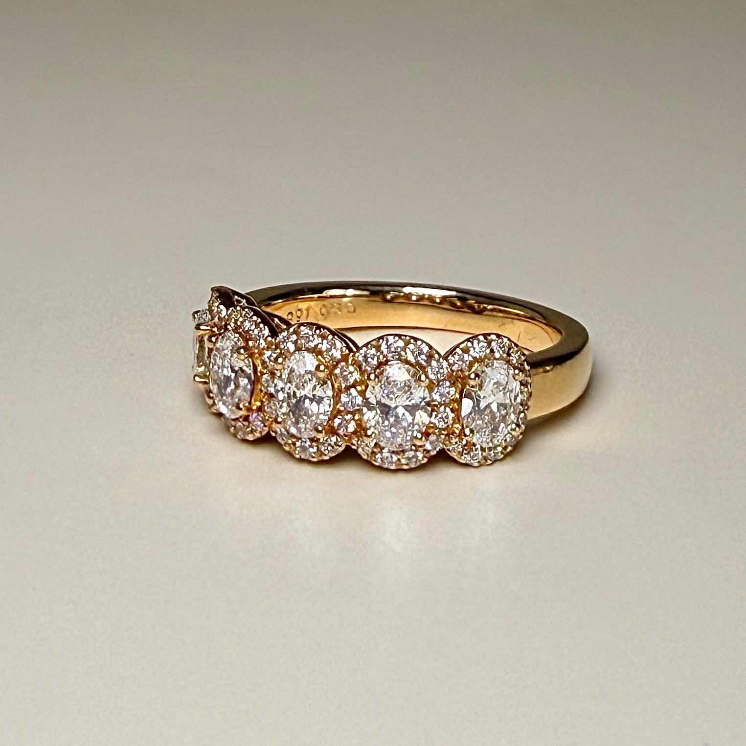 オーバルカット ダイヤモンド デザイン リング S 0.70 ct K18イエロー