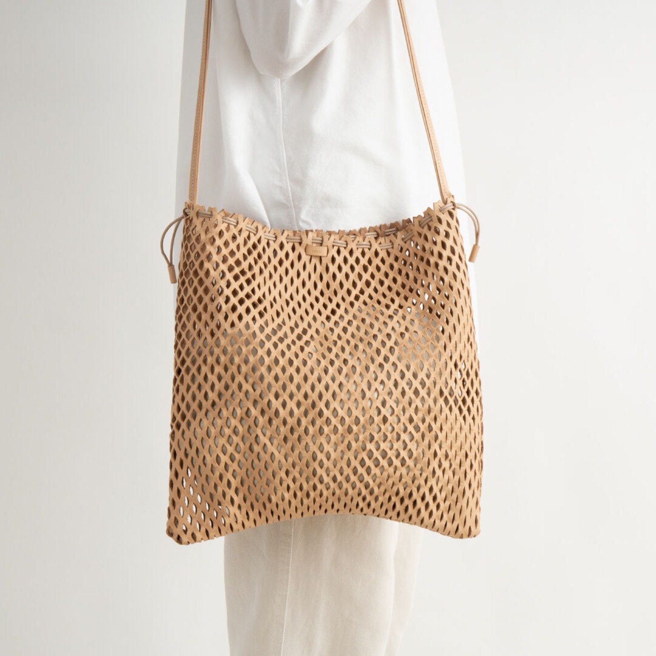 i ro se  "NET" SHOULDER BAG  L