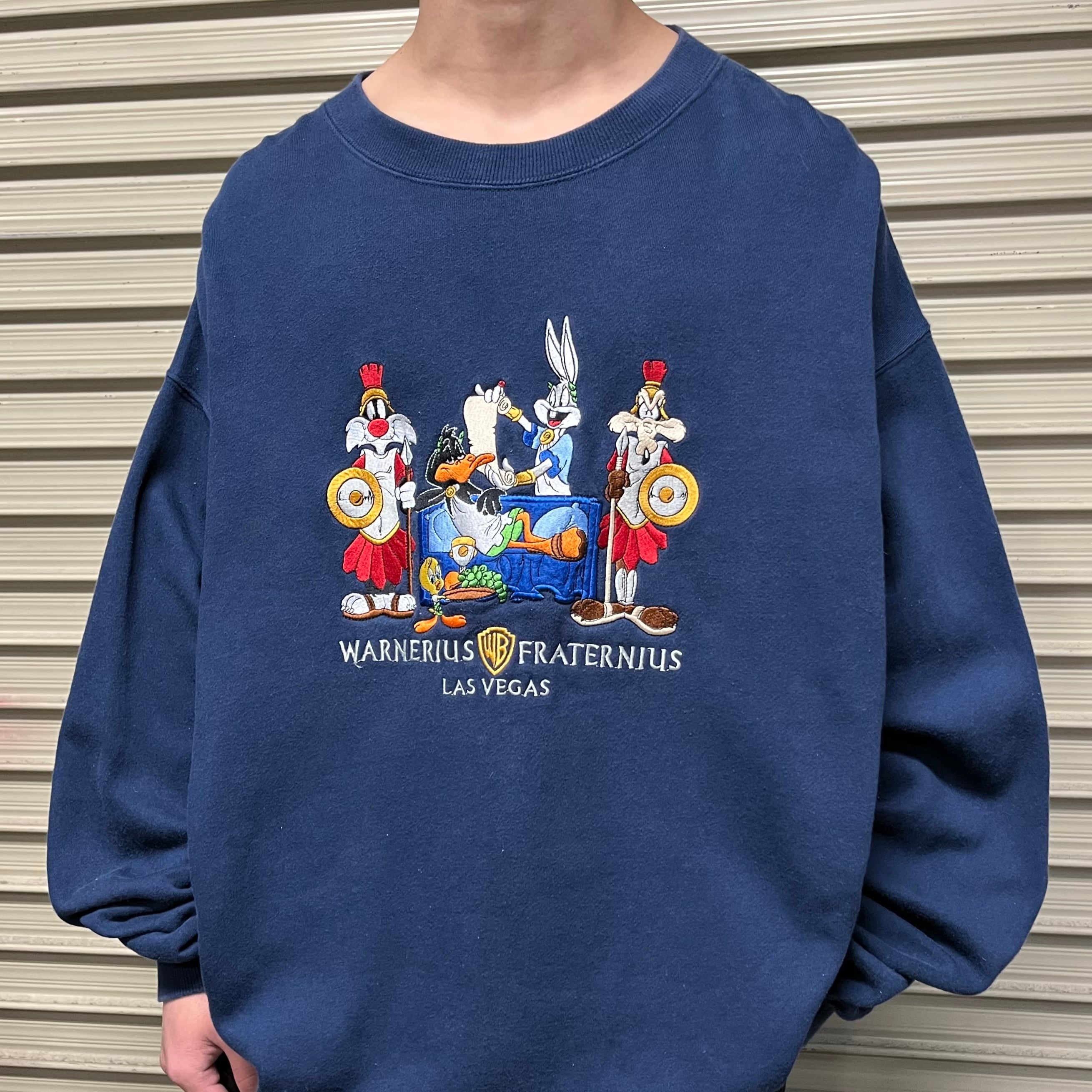 在庫大特価 Disney - LOONEY TUNES 刺繍キャラクターハーフジップ