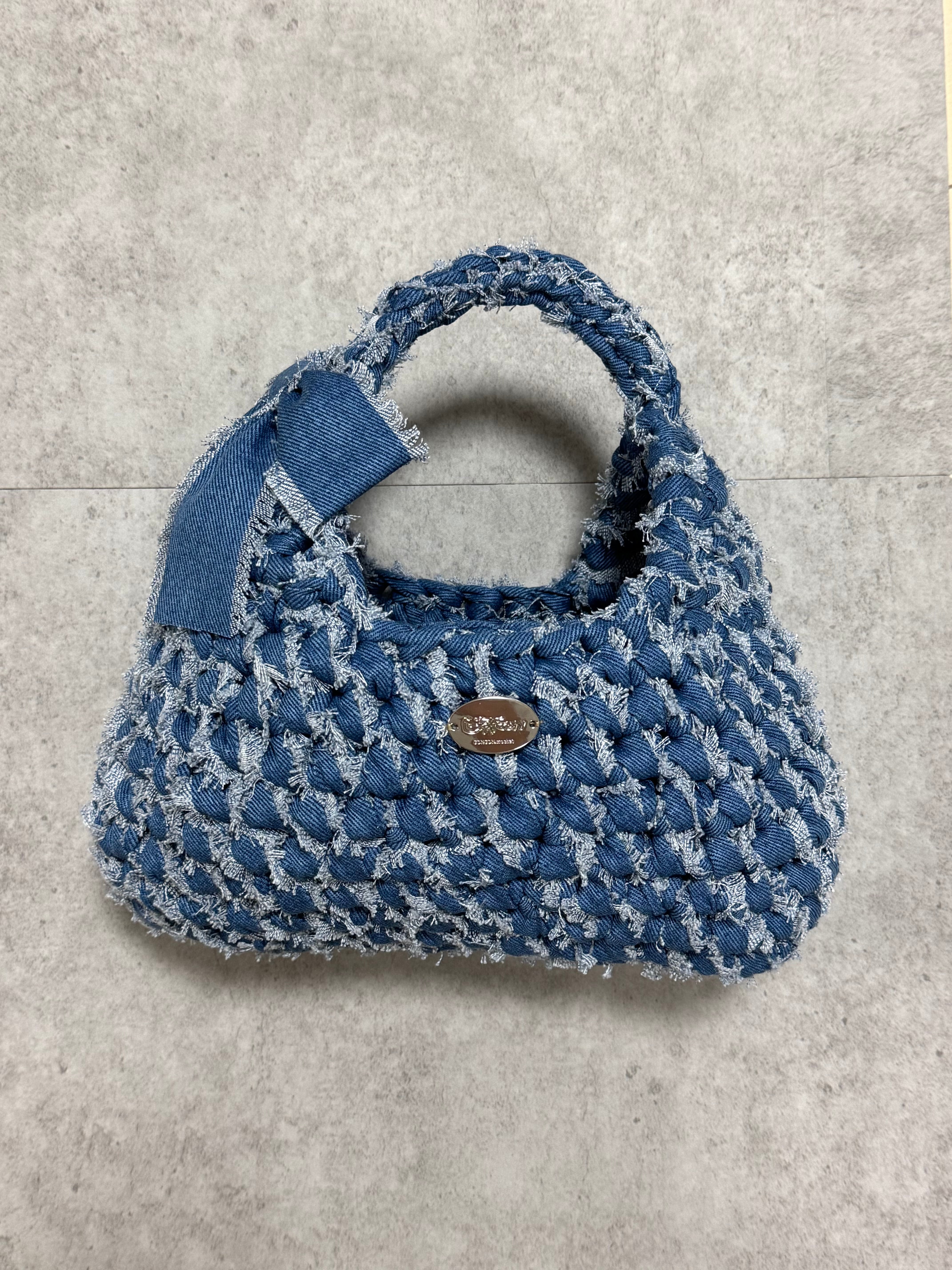 triangle denim ribbon bag large / light blue