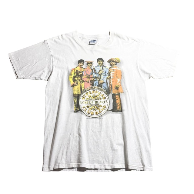 vintage 1996’s THE BEATLES music tee “Sgt.Peppers Lonely Hearts Club Band”