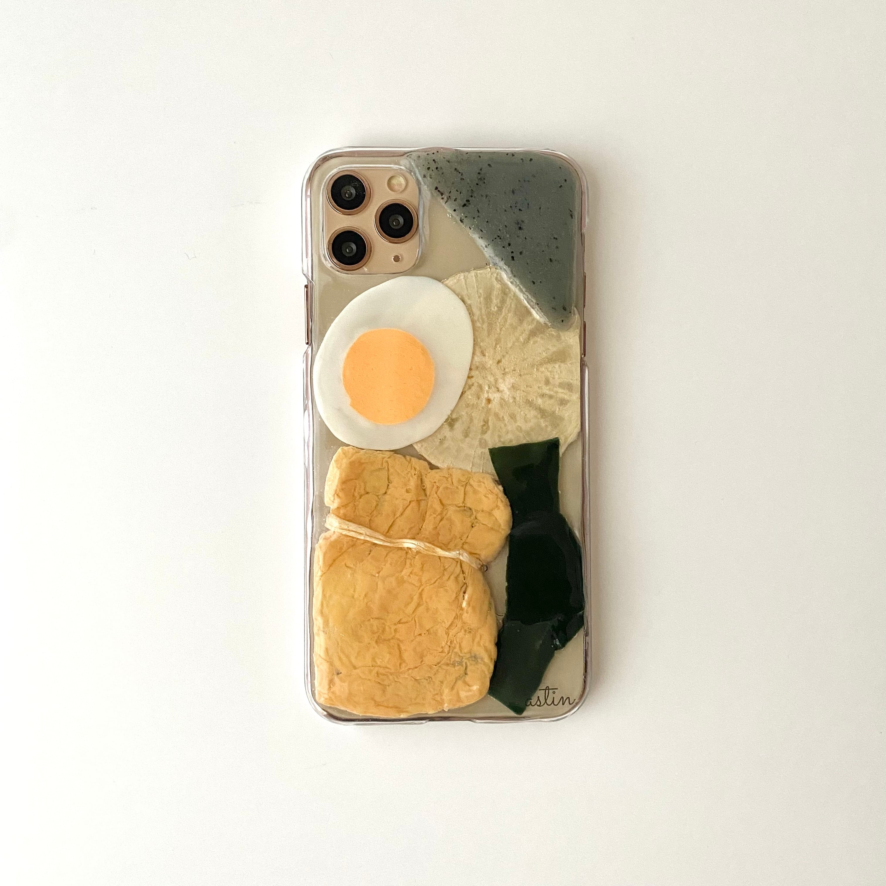 【おでん】iPhone 52.ジワジワ出汁が染みるおでん のスマホケース | astin muhler