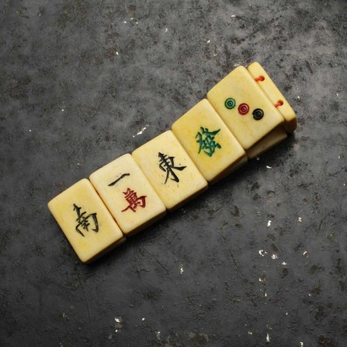 Vintage Mahjong Tile Bracelet [1950s~ Mahjong Gambling Amulet] Natural Bone