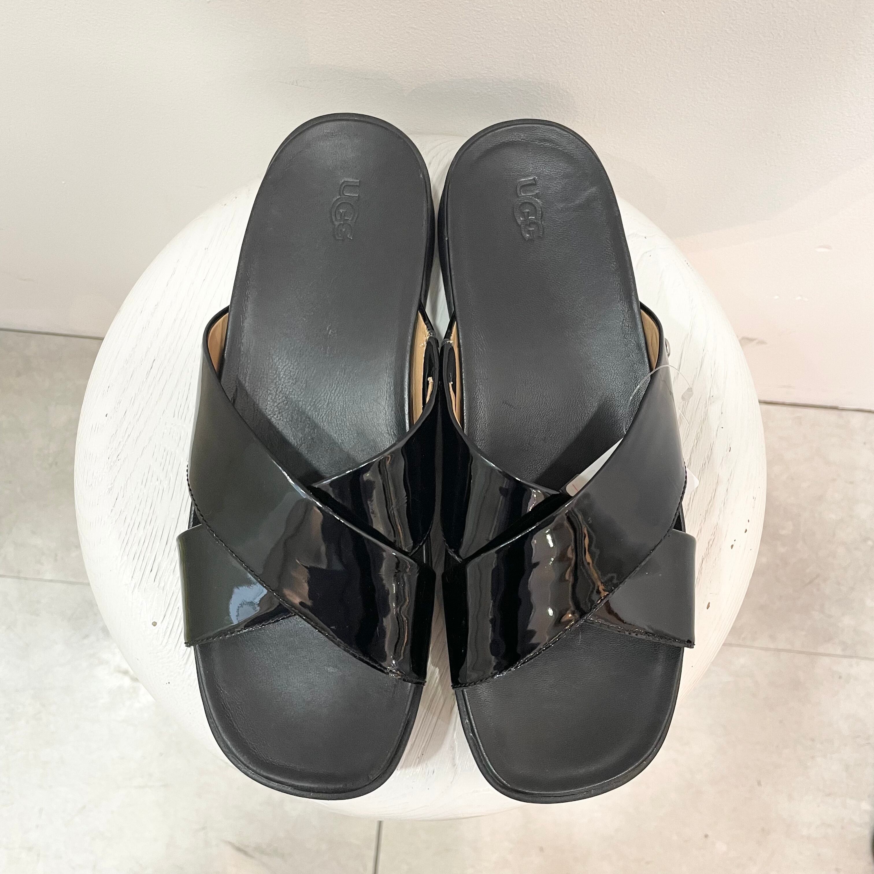 UGG/sandal/black/shoes/アグ/サンダル/靴/ベナッシ/黒 | ＵＴＡ５