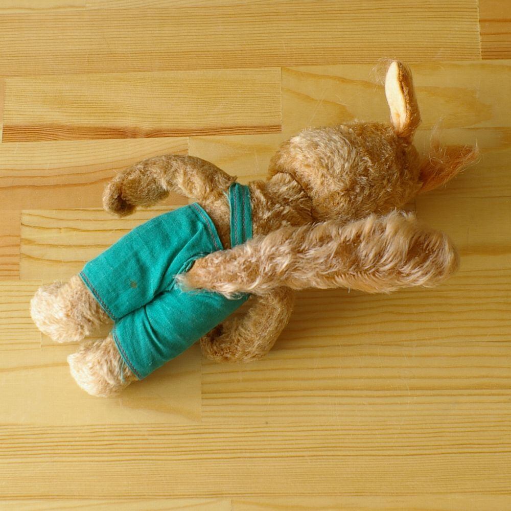 シュコー社 リス ぬいぐるみ