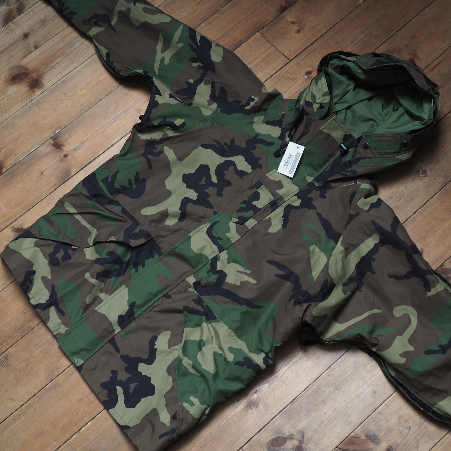 Dead stock” M/Short 00's “U.S.Army” ECWCS GEN1 GORE‑TEX Dead stock” M/Short 00's “U.S.Army” ECWCS GEN1 GORE‑TEX