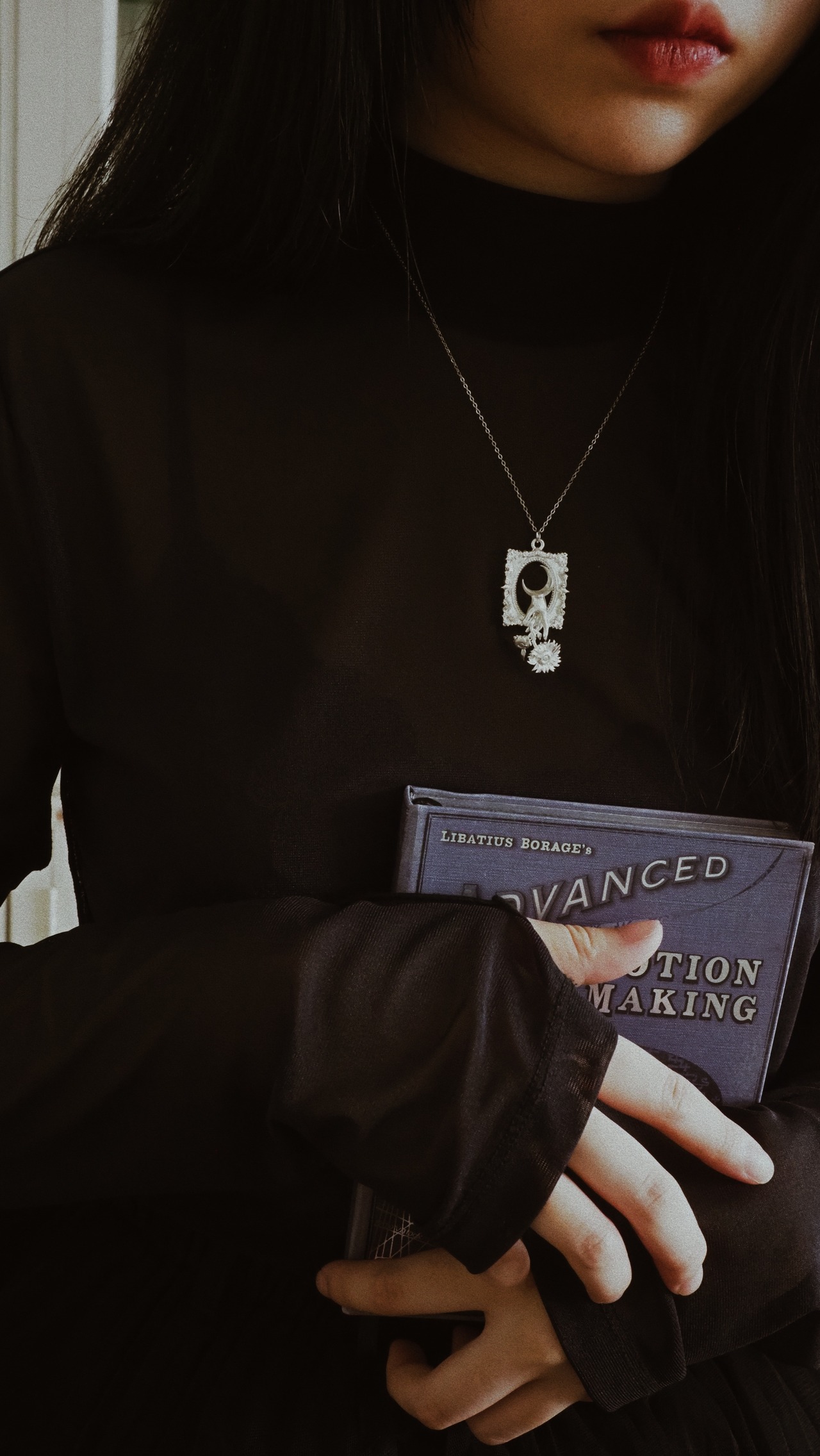 月に焦がれた向日葵の首飾り　シルバー