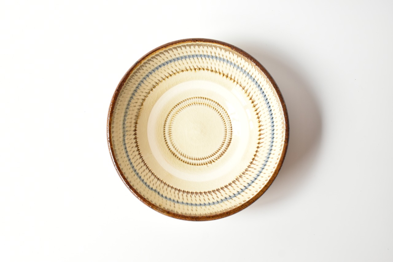 小代焼ふもと窯 / 井上尚之 :  7寸鉢 とびかんな