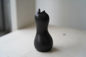 56 炭化黒ヒナ小　山下寛兼　2