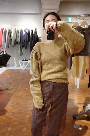 GAUZE SHETLAND PUFF-SLEEVE TOP