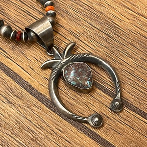 ベタ・リー（B・LEE）ビズビーターコイズナジャTOP