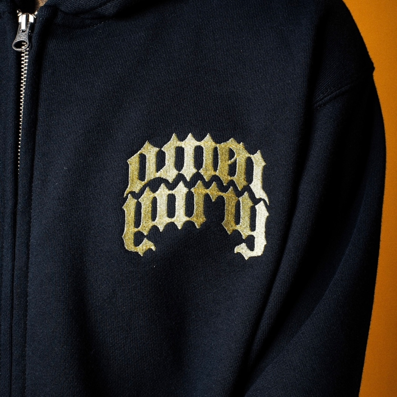 BLACK LETTER LOGO HEAVYWEIGHT ZIP HOODIE