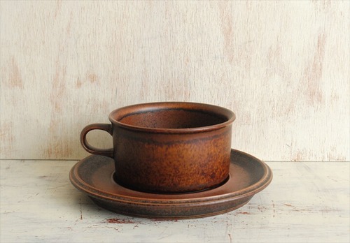 ARABIA アラビア ルスカ ティーカップ&ソーサー Ruska 北欧食器 フィンランド 陶器 北欧 ヴィンテージ アンティーク_211215 it1328