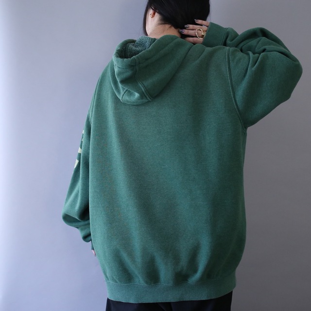 "carhartt" over silhouette sleeve printed sweat pullover