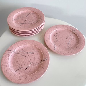 80s cool pink plate