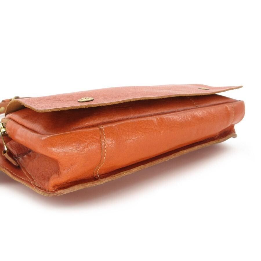 イルビゾンテ IL BISONTE ボディバッグ セピア 30-24071908 イルビゾンテ IL BISONTE ボディバッグ セピア 30-24071908