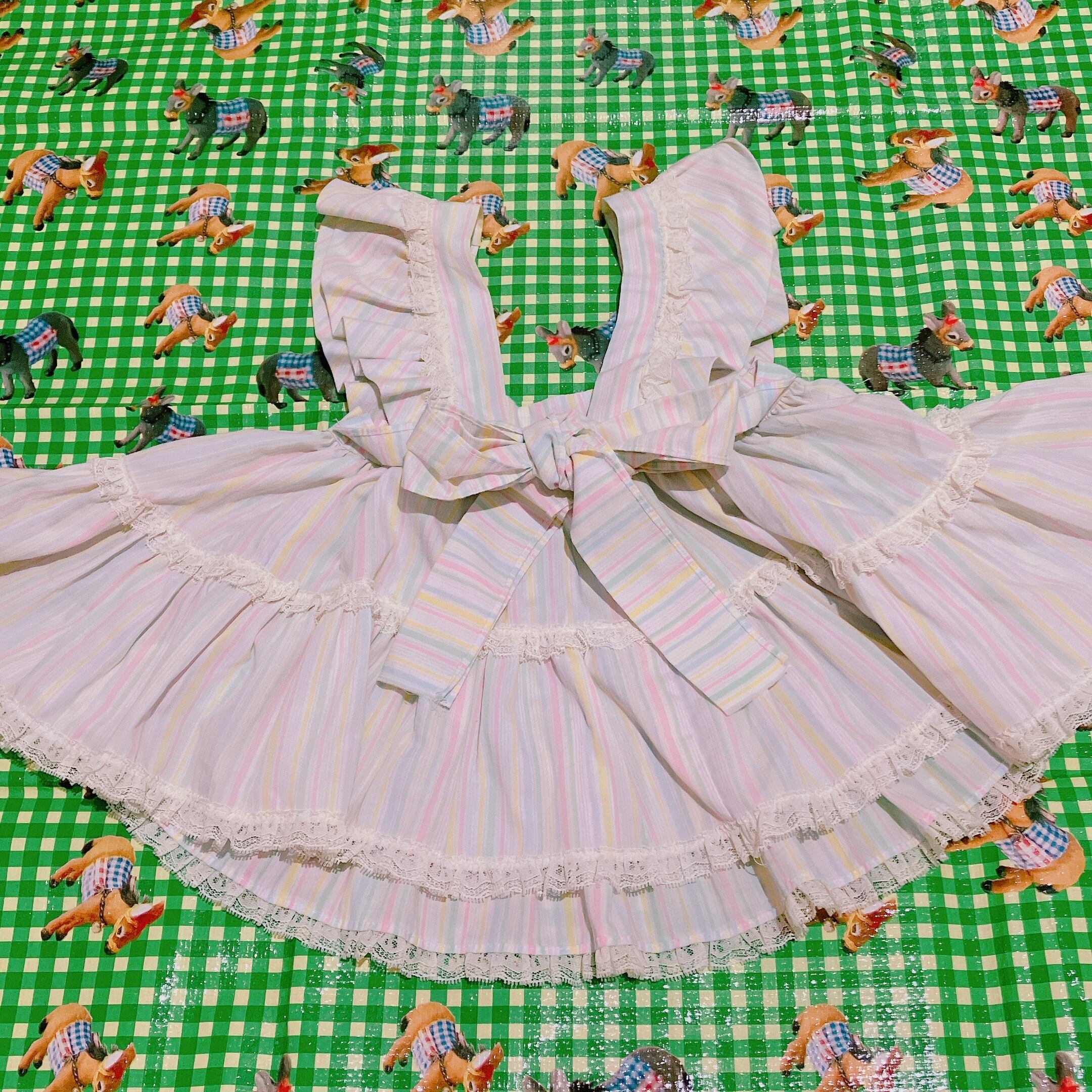 エプロンフリルドレス Rococo Bouquet Frill Apron JSK by Victorian Maiden