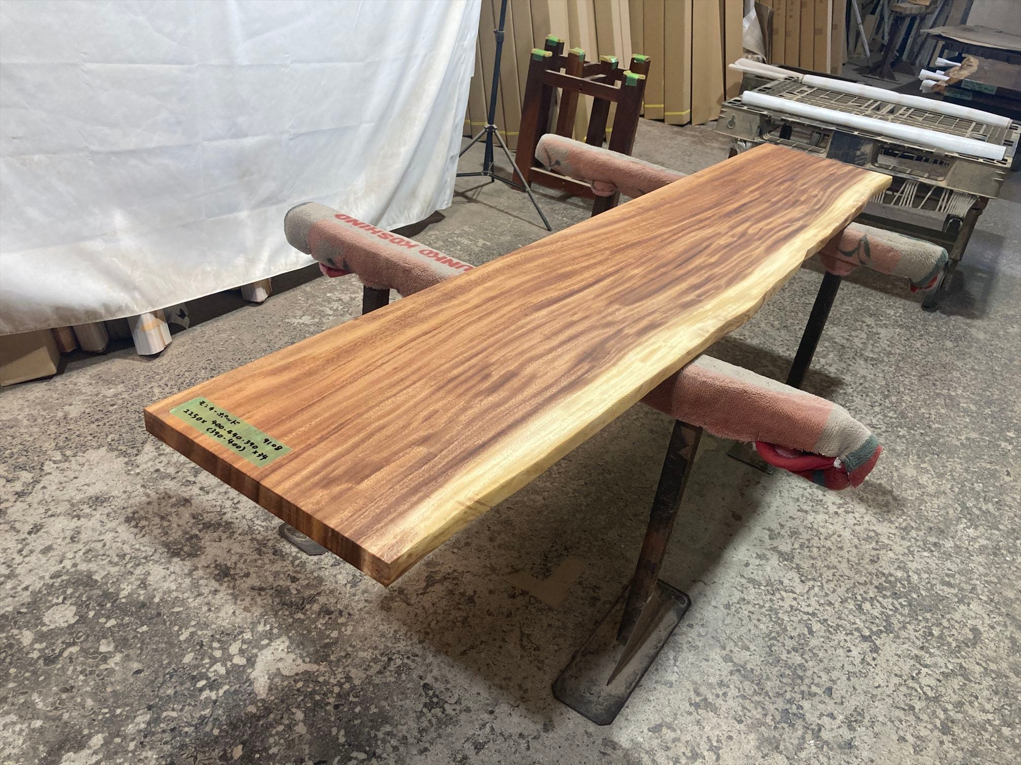 モンキーポッド一枚板 モンキーポッド9108 一枚板無垢 乾燥材 2250x400-440-390x34mm