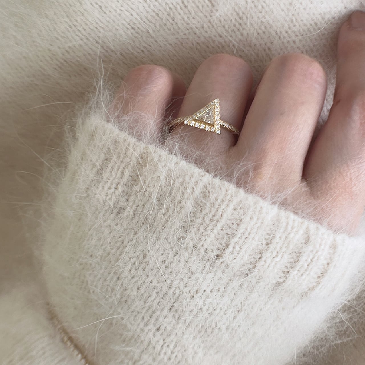 トリリアント ダイヤモンド リング 0.286 ct K18イエローゴールド