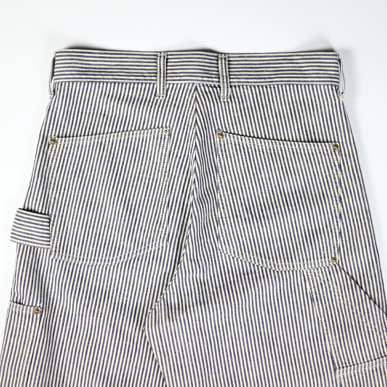 AUBERGE / ANTON(アントン）