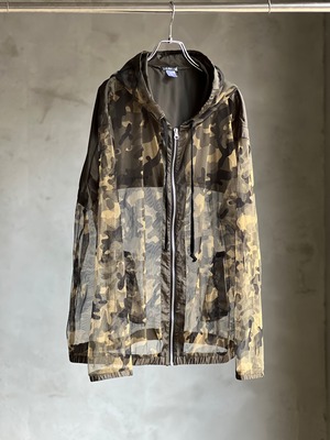 ウッドランドカモメッシュフードブルゾン