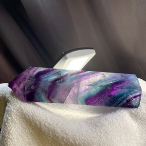 p138パープルグラデーションフローライトポイント