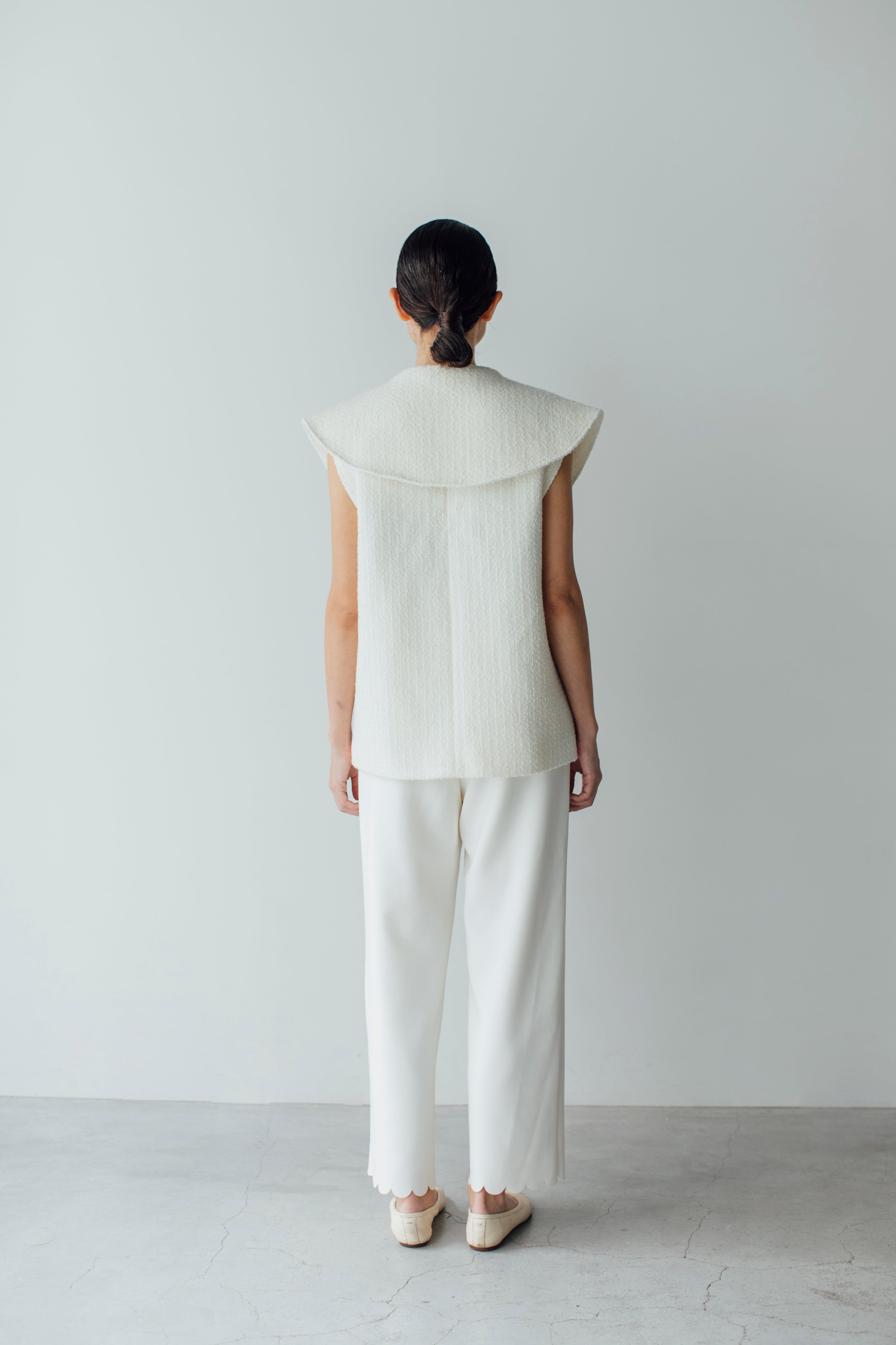 big collar gilet (ivory) | e L L a