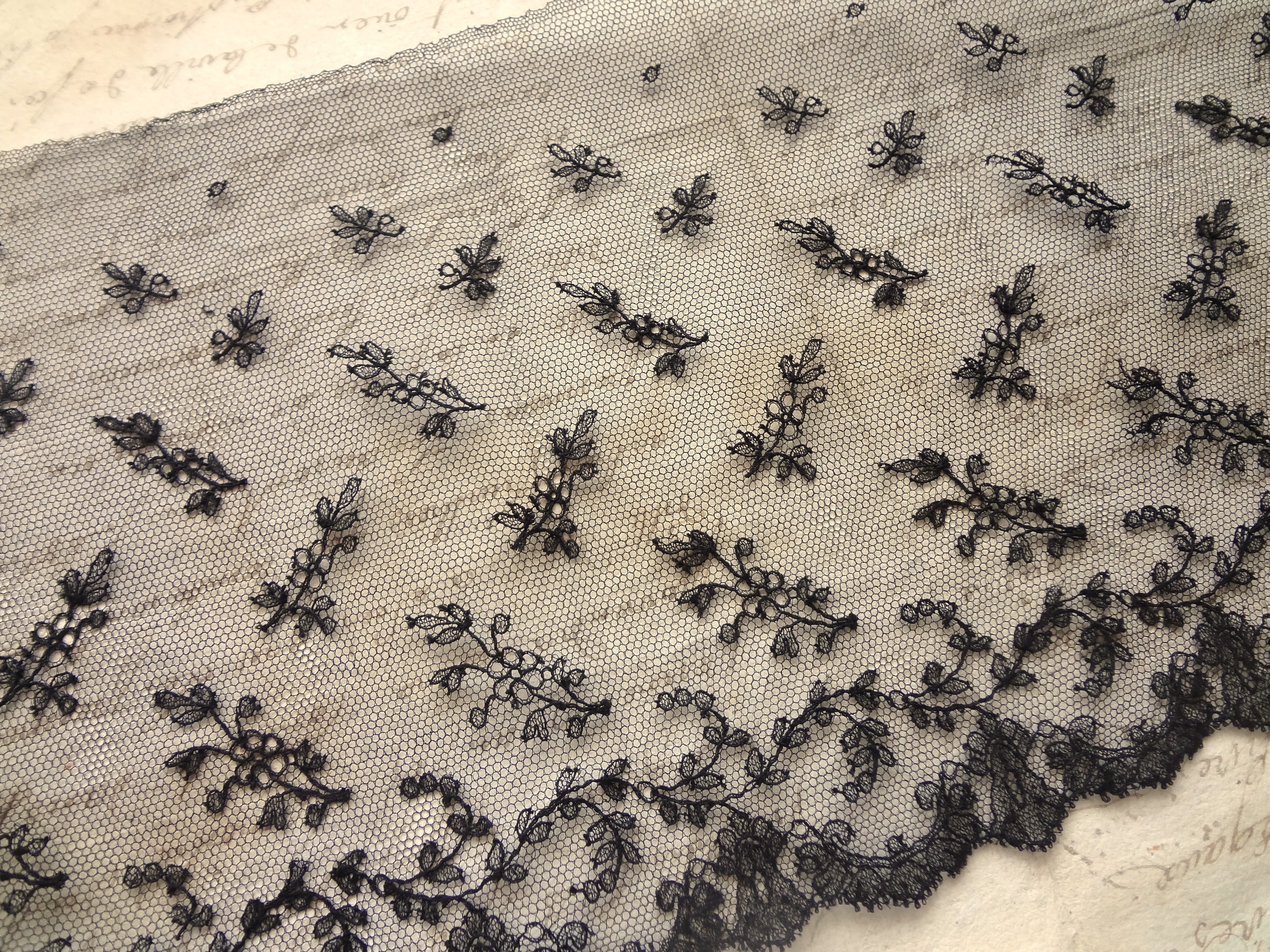 フランス アンティークレース 黒 | grenierplus