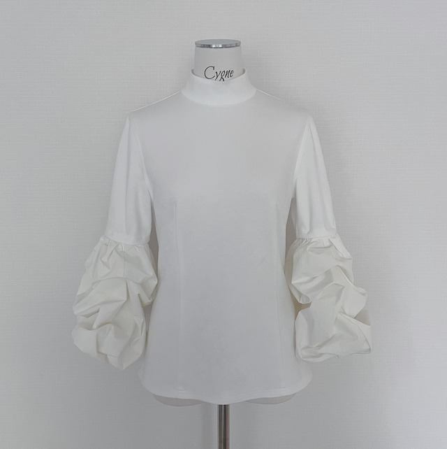 バックオープンアームコンシャストップス Constance　ホワイト