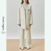 雪融けの庭を歩く朝：花びらコート《XU0259》