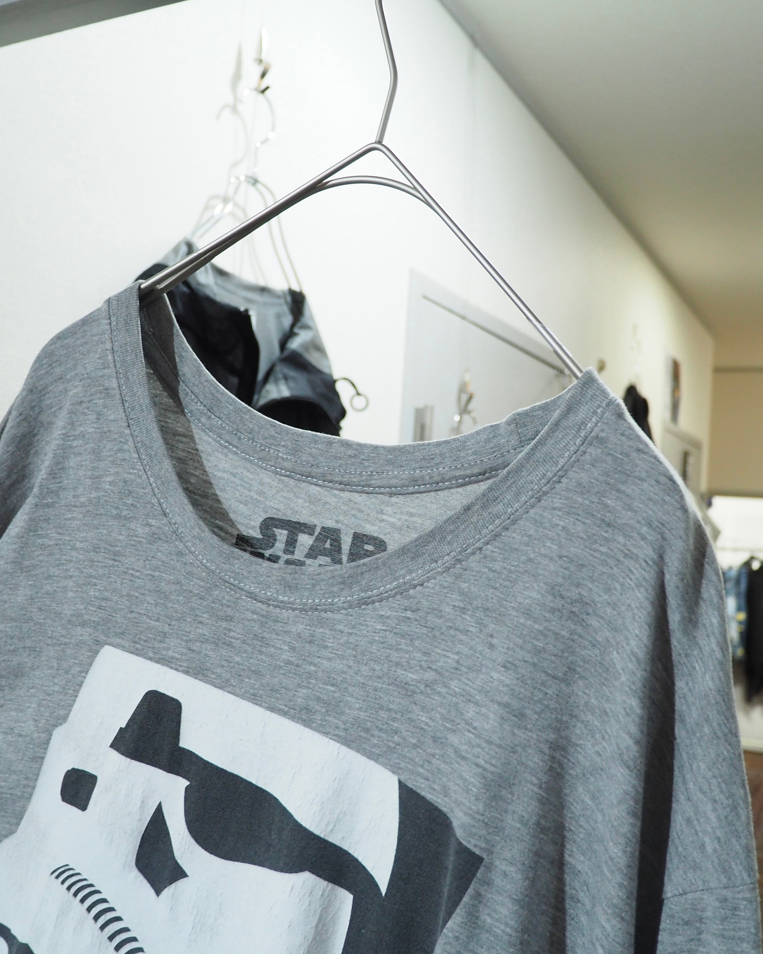 " STARWARS - Stormtrooper " Cracks Graphic printed SS Tee
