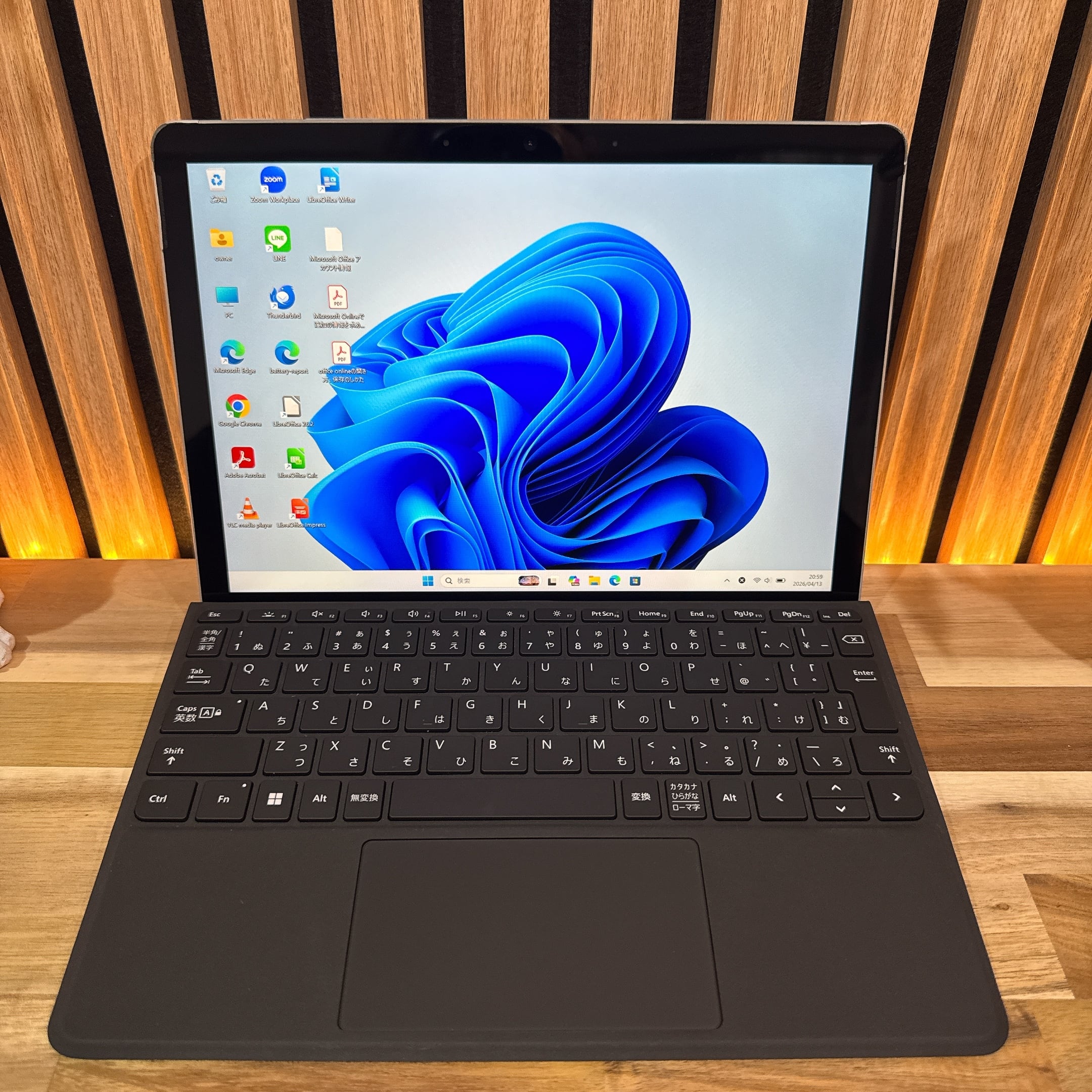 超軽量 2in1モデル‼️Surface Go 3☘タッチパネル式☘ノートパソコン