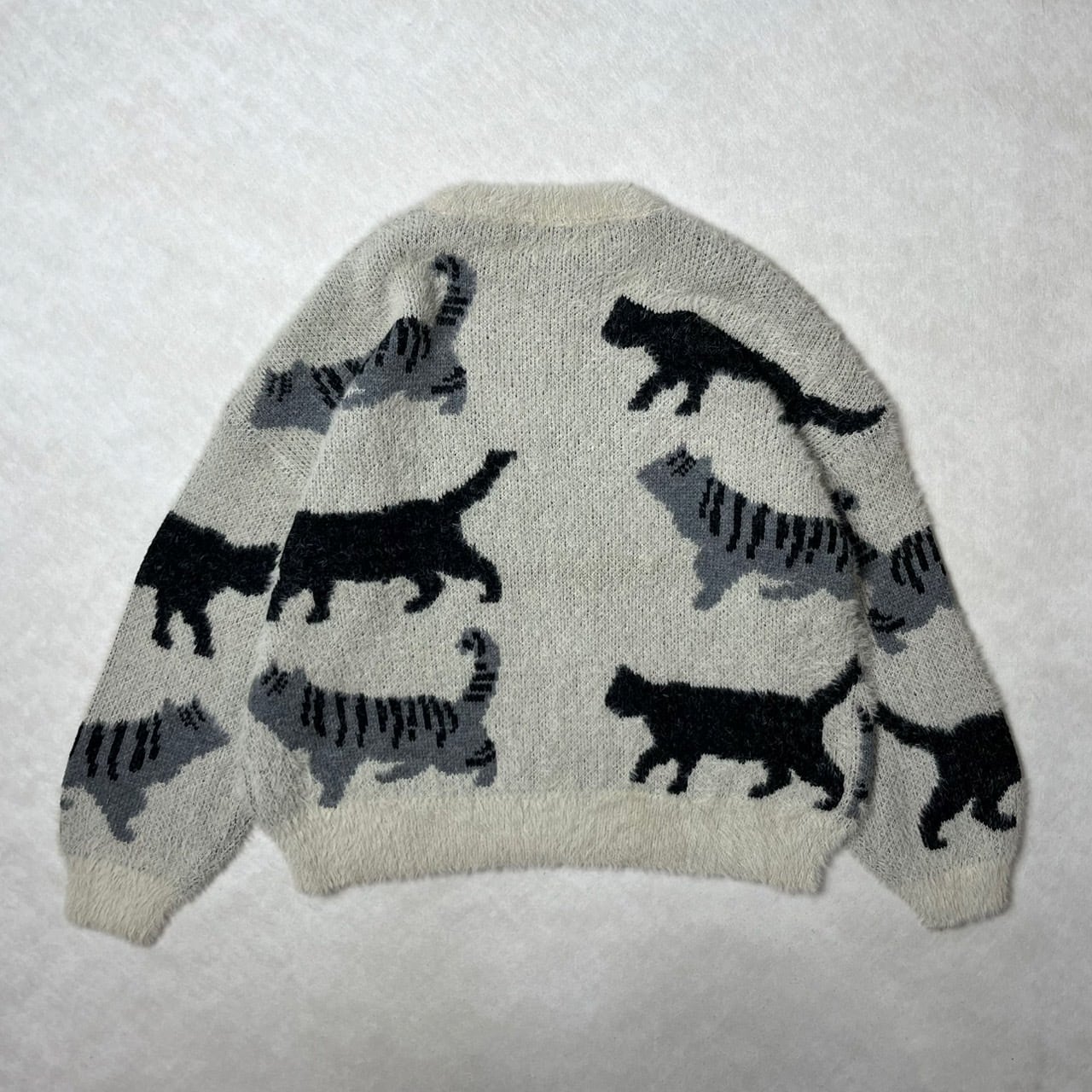 希少✨【シーバイクロエ】猫柄アーカイブニット イタリア製 希少✨【シーバイクロエ】猫柄アーカイブニット イタリア製 - メルカリ